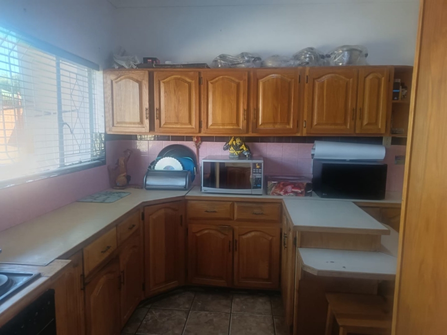 4 Bedroom Property for Sale in Beaconsfield Northern Cape